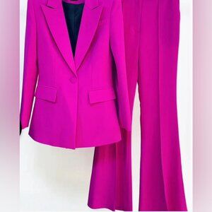💗🎀 Bella Barnett Hot Pink Suit Set Size M